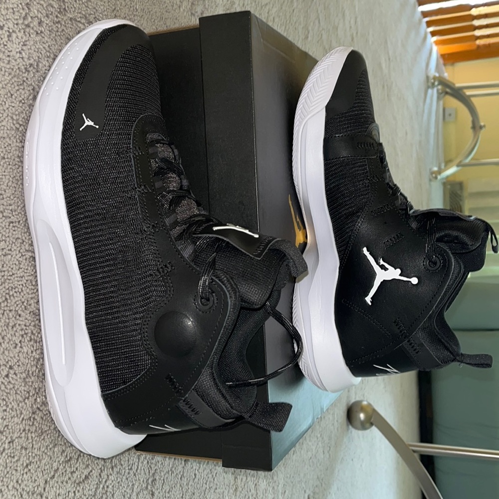 AIR JORDAN SHOES